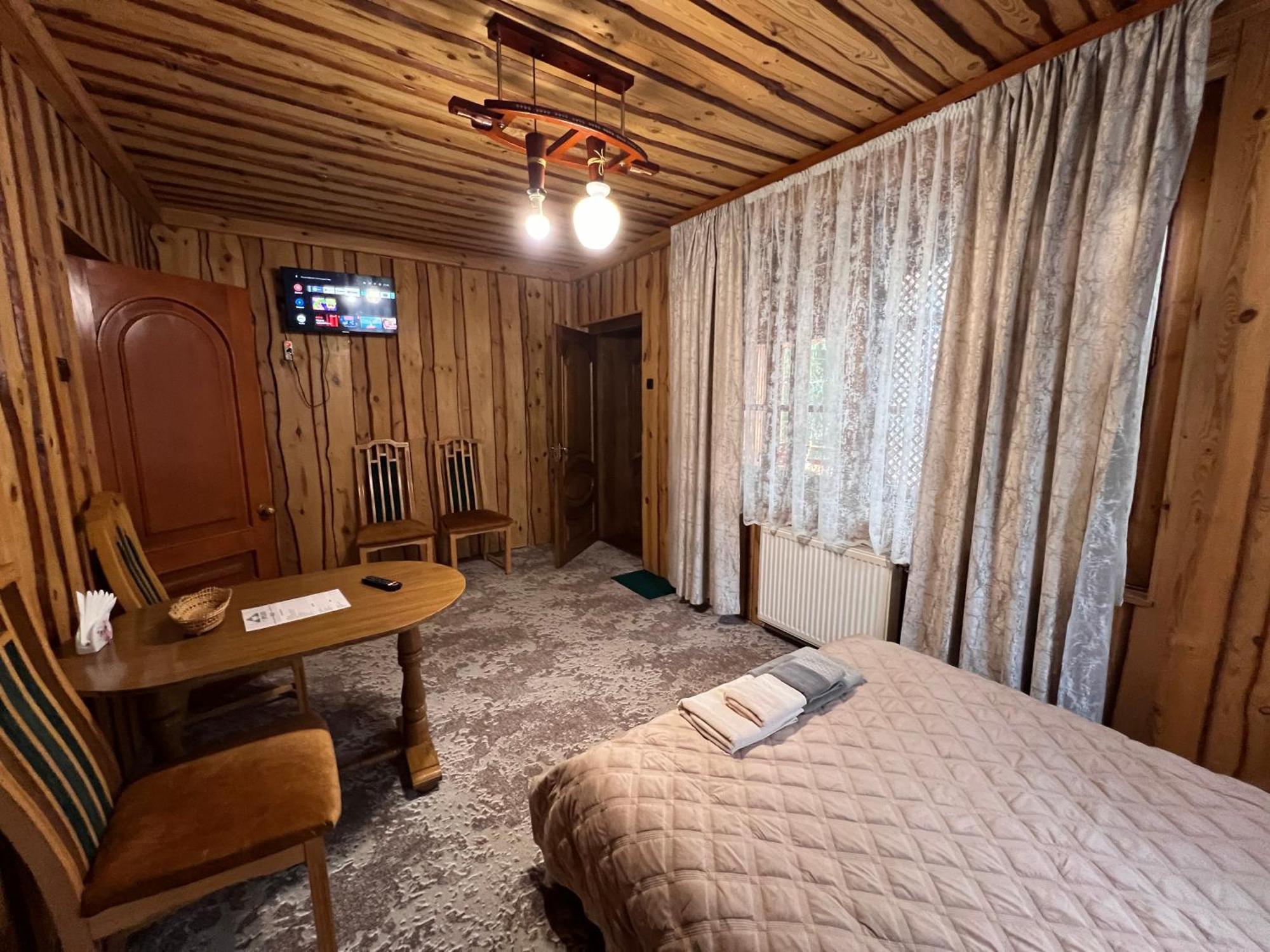U Yaroslava Hotel Yaremtche Extérieur photo